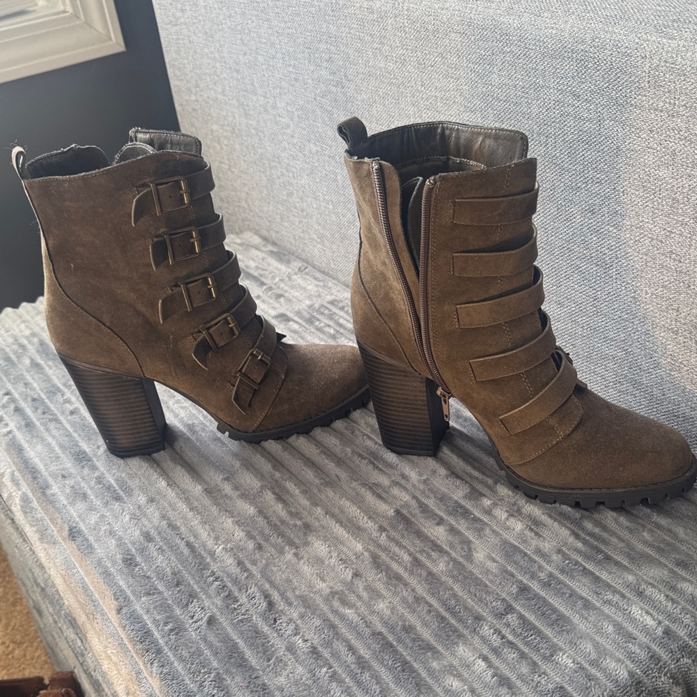 Stylish Brown Ankle Boots for Women